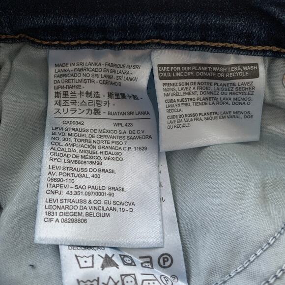 Levi's Mid Rise Boyfriend Denim Jean Blue Tapered Leg W29 L27 Soft Stretch - Picture 7 of 8